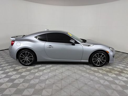 Used 2018 Subaru BRZ Premium RWD image 4