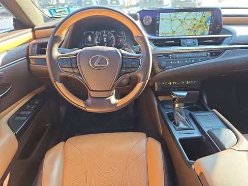 Certified 2019 Lexus ES 350 Luxury image 12