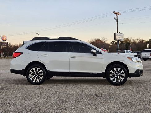 Used 2016 Subaru Outback 2.5i Limited image 7