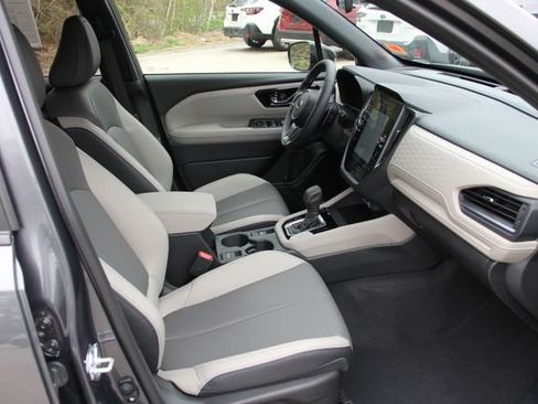 Certified 2025 Subaru Forester Limited AWD/4WD image 38