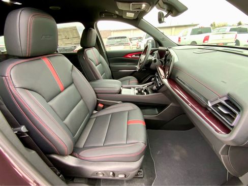 New 2026 Chevrolet Traverse RS image 25