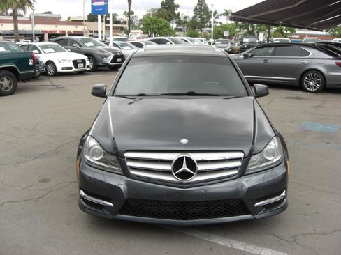 Used 2013 Mercedes-Benz C 250 Sedan image 2