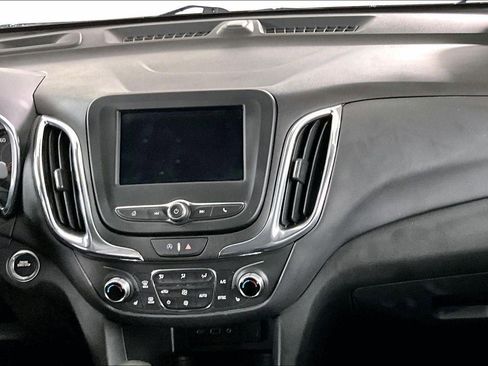 Used 2024 Chevrolet Equinox LT w/ LPO, Floor Liner Package image 9