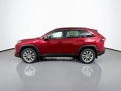 Certified 2022 Toyota RAV4 XLE Premium AWD/4WD image 5