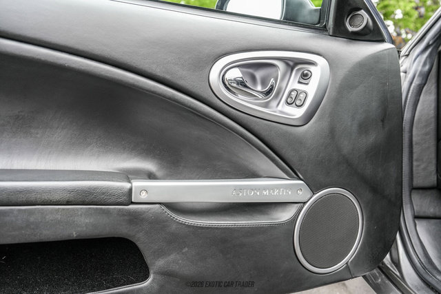 Used 2002 Aston Martin Vanquish RWD image 41