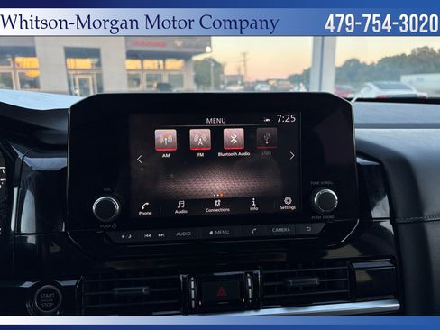 Used 2022 Nissan Pathfinder SV image 22