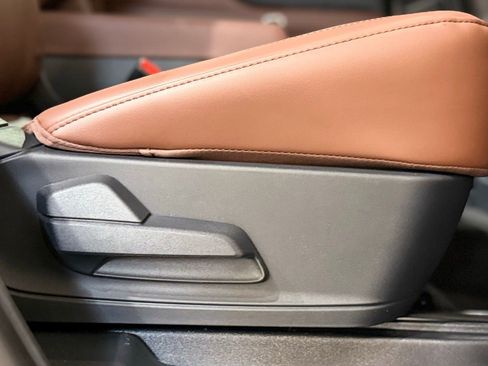 New 2026 Lincoln Aviator Reserve AWD/4WD image 74