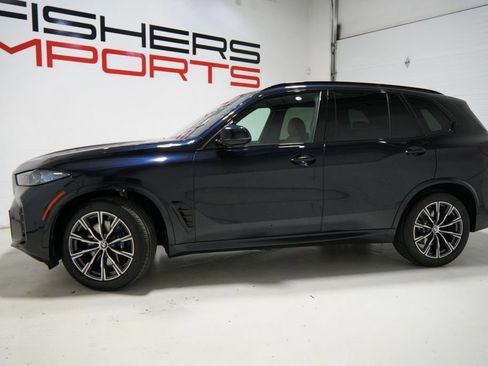 Used 2024 BMW X5 xDrive40i w/ M Sport Package AWD/4WD image 12