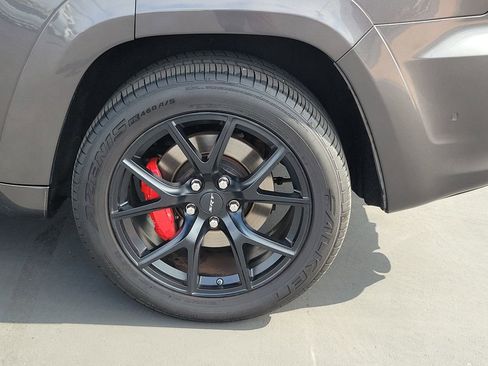 Used 2020 Jeep Grand Cherokee SRT AWD/4WD image 32