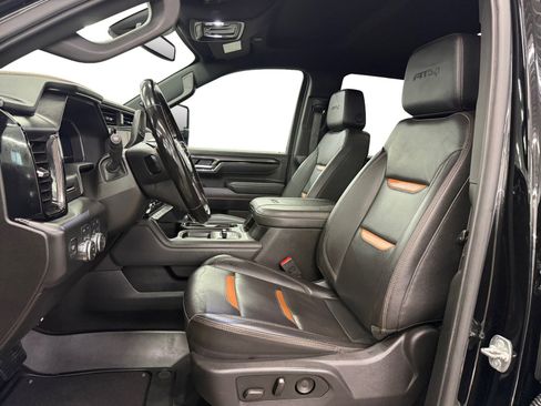 Used 2025 GMC Sierra 2500 AT4 AWD/4WD image 9