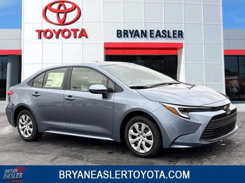 New 2026 Toyota Corolla LE image 1