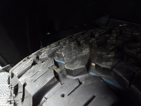 Used 2025 Ford F150 Tremor w/ Equipment Group 402A High AWD/4WD image 13