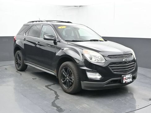 Used 2017 Chevrolet Equinox LT AWD/4WD image 6