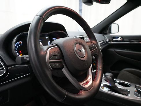 Used 2021 Jeep Grand Cherokee Trailhawk AWD/4WD image 8