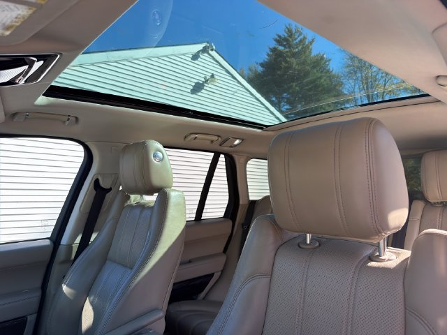 Used 2016 Land Rover Range Rover Supercharged AWD/4WD image 18