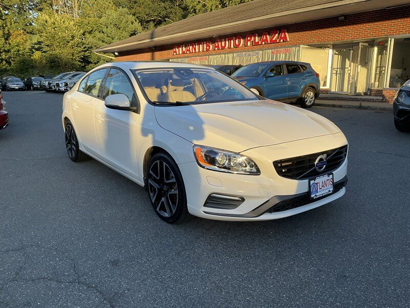 Used 2017 Volvo S60 T5 Dynamic w/ Vision Package AWD/4WD image 3