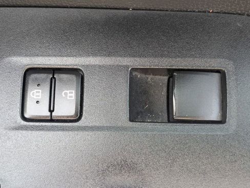 Certified 2024 Toyota RAV4 LE FWD image 32