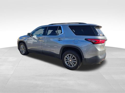 Used 2023 Chevrolet Traverse LT FWD image 13