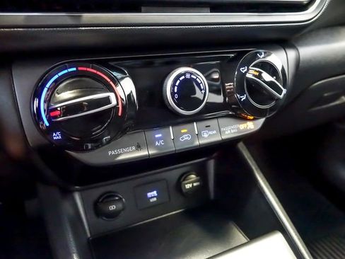 Used 2023 Hyundai Kona SEL AWD/4WD image 23