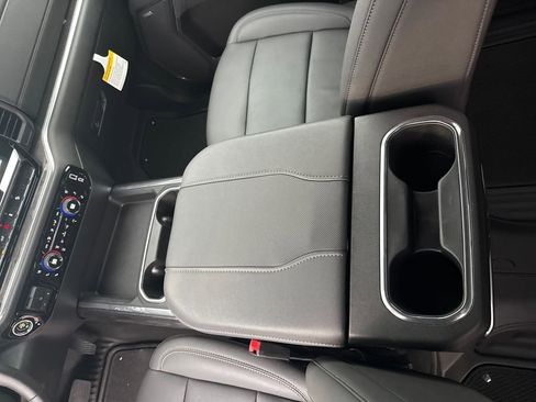 Used 2025 Chevrolet Silverado 2500 LTZ w/ LTZ Plus Package image 25