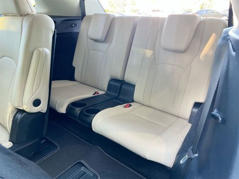 Certified 2022 Lexus RX 350L FWD w/ Premium Package image 22