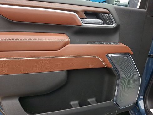 New 2026 GMC Sierra 3500 Denali Ultimate AWD/4WD image 12