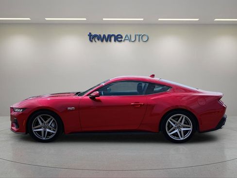 Used 2024 Ford Mustang GT Premium RWD image 2