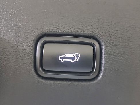 Used 2023 Kia Sportage SX Prestige image 8