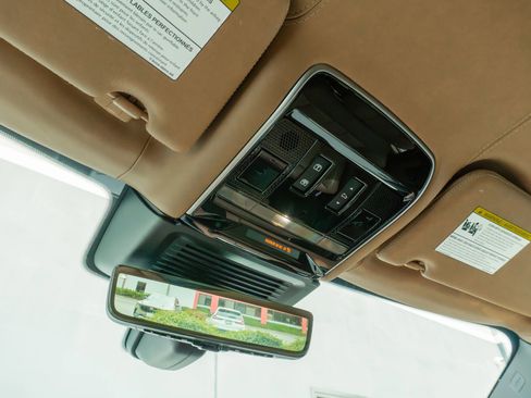 Used 2024 Land Rover Range Rover Long Wheelbase Autobiography image 72