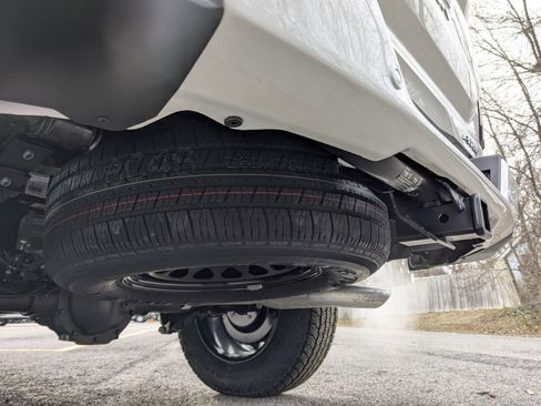 New 2026 GMC Canyon AT4 image 39