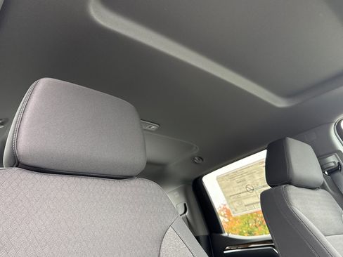 New 2026 GMC Sierra 1500 Elevation image 17