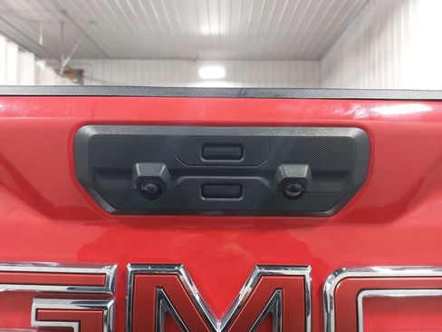 Used 2024 GMC Sierra 2500 SLT w/ SLT Convenience Package image 14