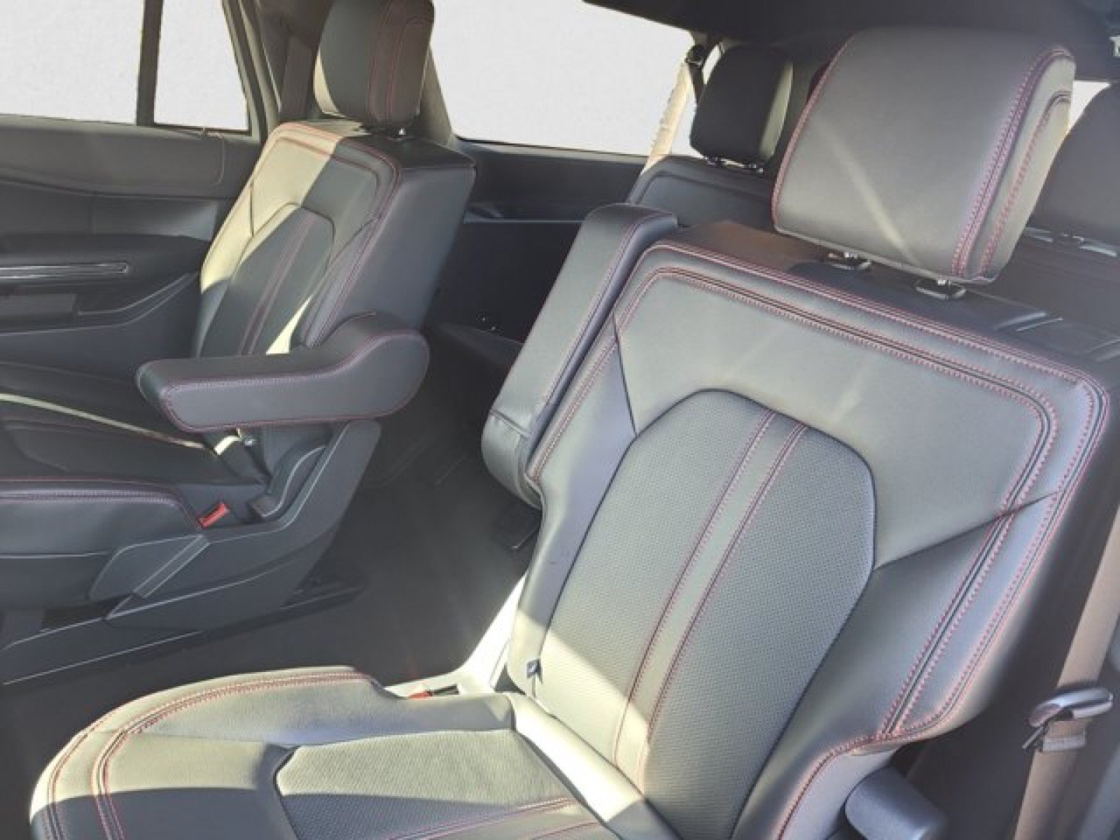 Used 2023 Ford Expedition Max Limited AWD/4WD image 19