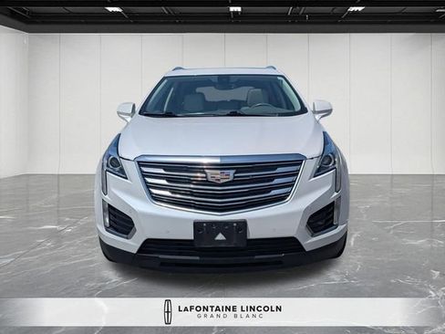 Used 2018 Cadillac XT5 Luxury w/ Driver Awareness Package AWD/4WD image 8