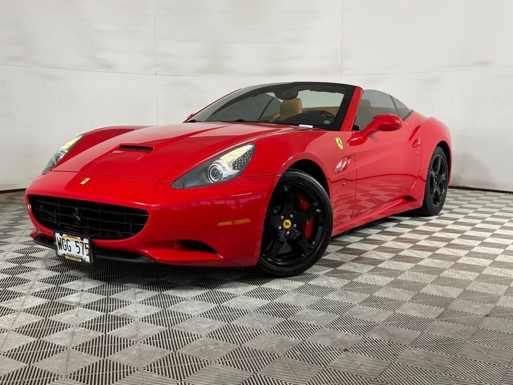 Used 2010 Ferrari California RWD image 1