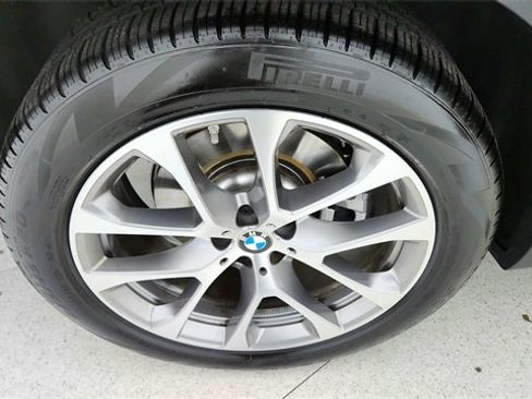 Used 2026 BMW X5 sDrive40i image 57