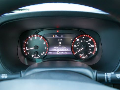 Used 2024 Nissan Frontier Pro-X RWD image 17