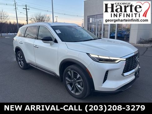 Certified 2023 INFINITI QX60 Luxe w/ Cargo Package image 2