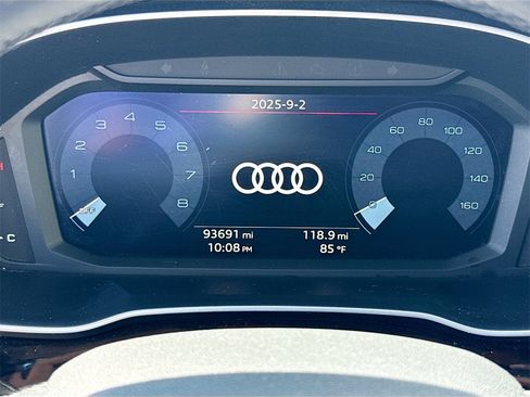 Used 2021 Audi Q3 2.0T Premium image 13