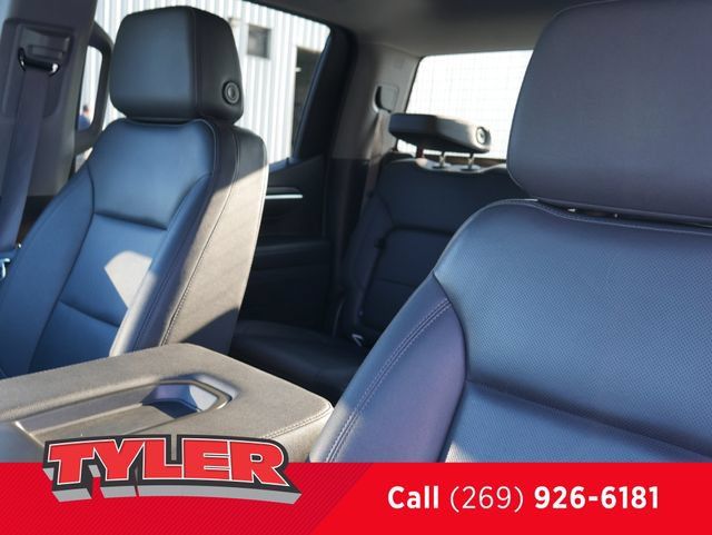 Used 2025 GMC Sierra 1500 SLT AWD/4WD image 37