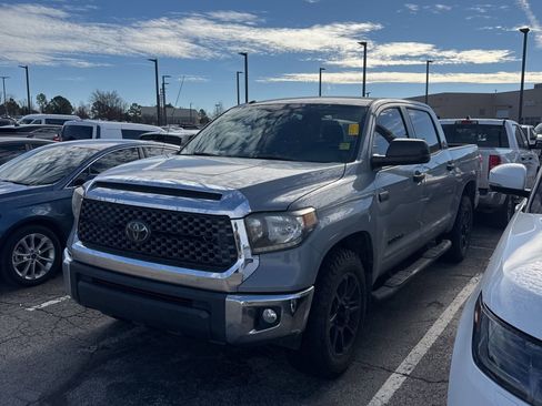 Used 2018 Toyota Tundra SR5 image 1