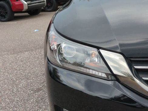 Used 2013 Honda Accord Sport image 10