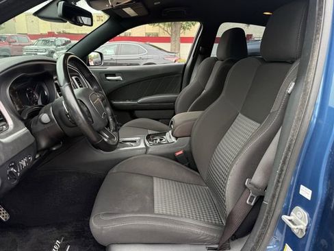 Used 2020 Dodge Charger GT w/ Blacktop Package image 31