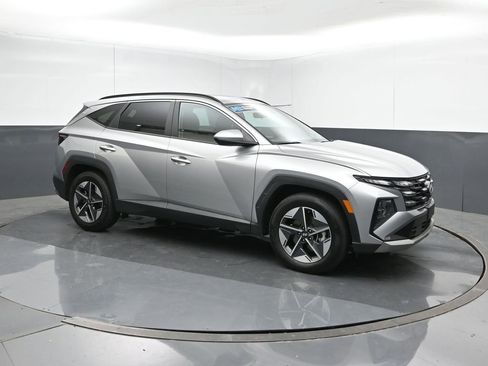 Used 2025 Hyundai Tucson SEL FWD image 7