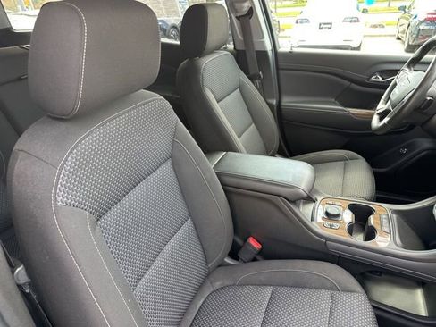 Used 2023 GMC Acadia SLE AWD/4WD image 14