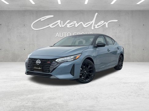 New 2025 Nissan Sentra SR w/ Midnight Edition image 1