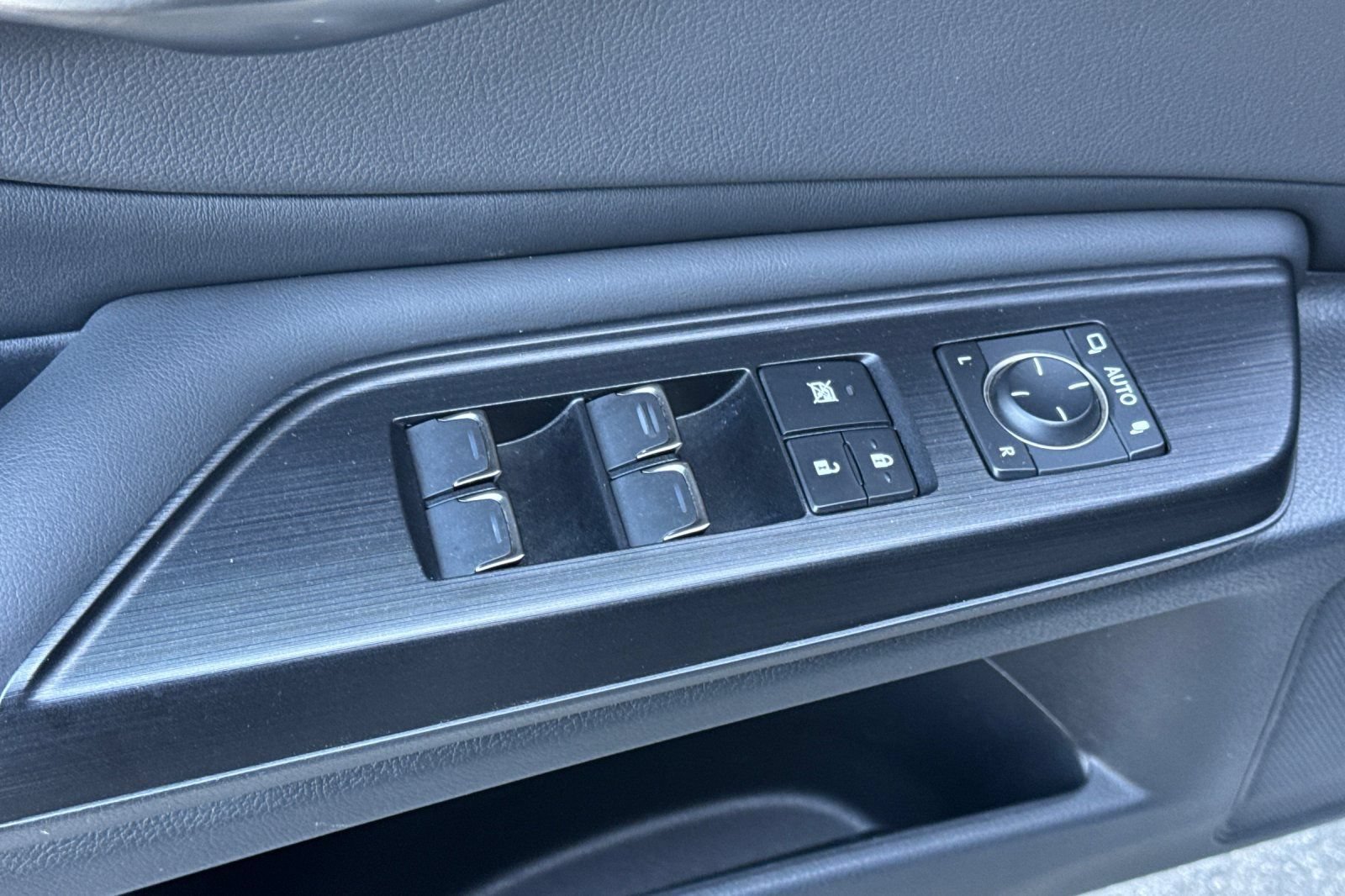 Used 2021 Lexus ES 350 w/ Premium Package FWD image 11