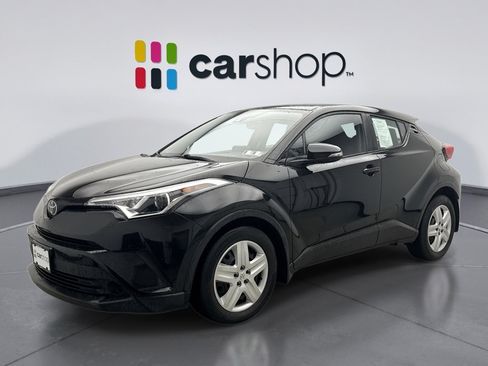 Used 2019 Toyota C-HR LE FWD image 1