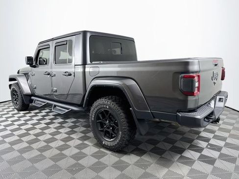 Used 2024 Jeep Gladiator Sport AWD/4WD image 5