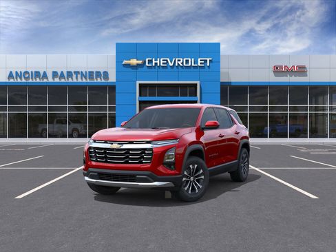 New 2026 Chevrolet Equinox LT w/ Convenience Package II image 8